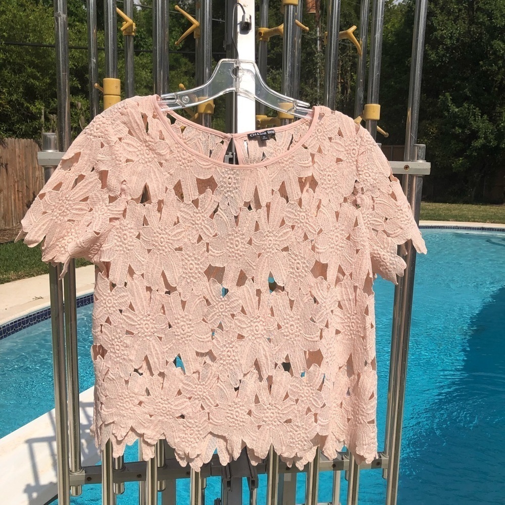 Gianni Bini Loni crop top